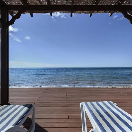 Bella Sea View 1 Bedroom Apartment *
